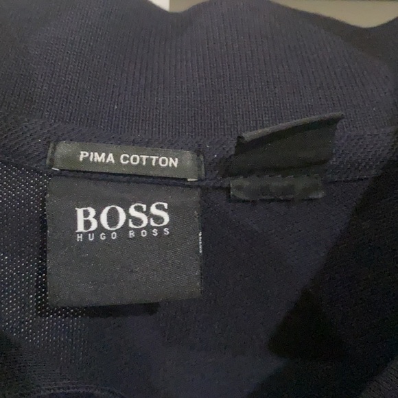 Pima cotton Hugo Boss classic polo, with an Acura embroidered on the side - Picture 3 of 4